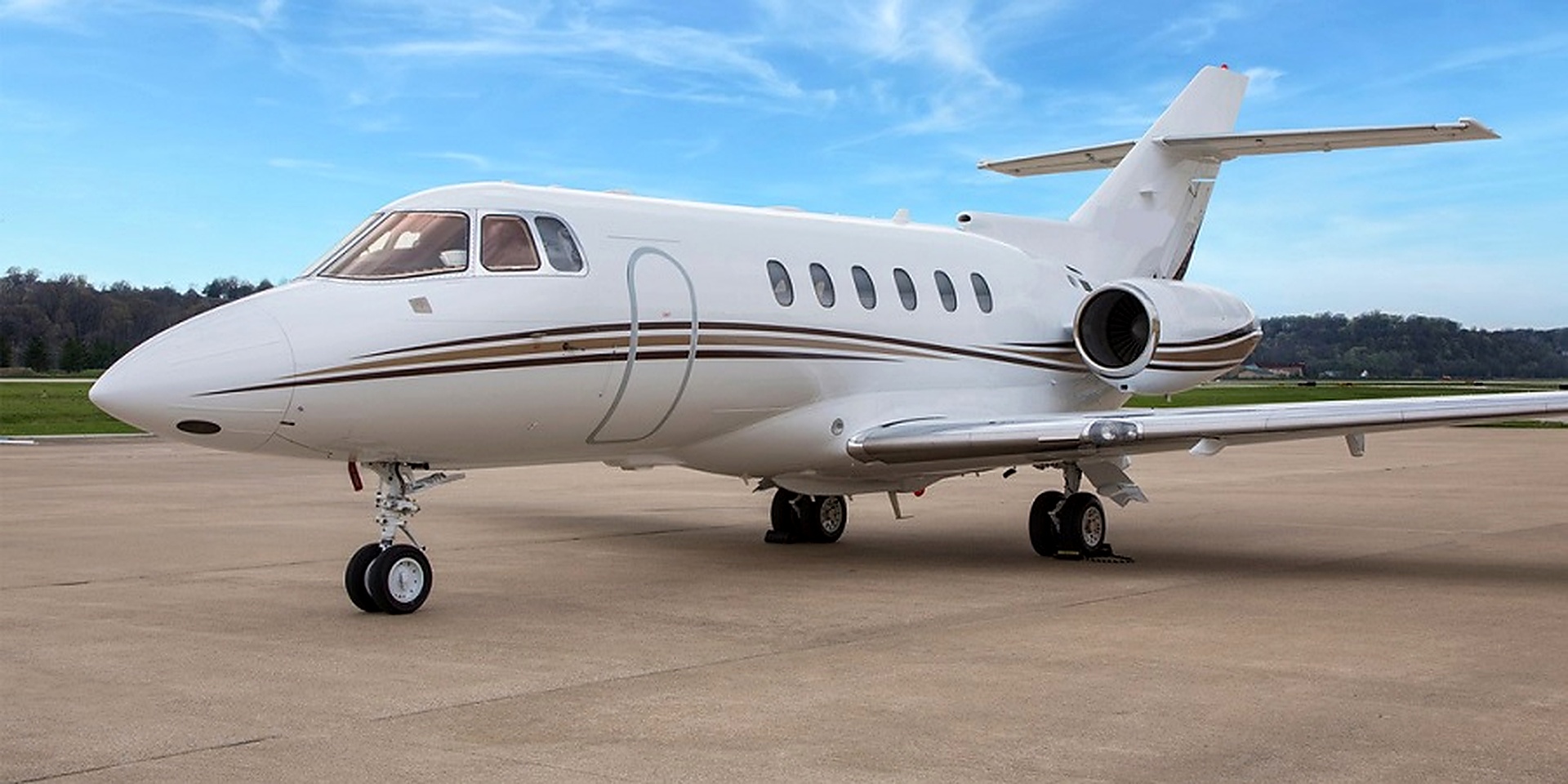 HAWKER 750