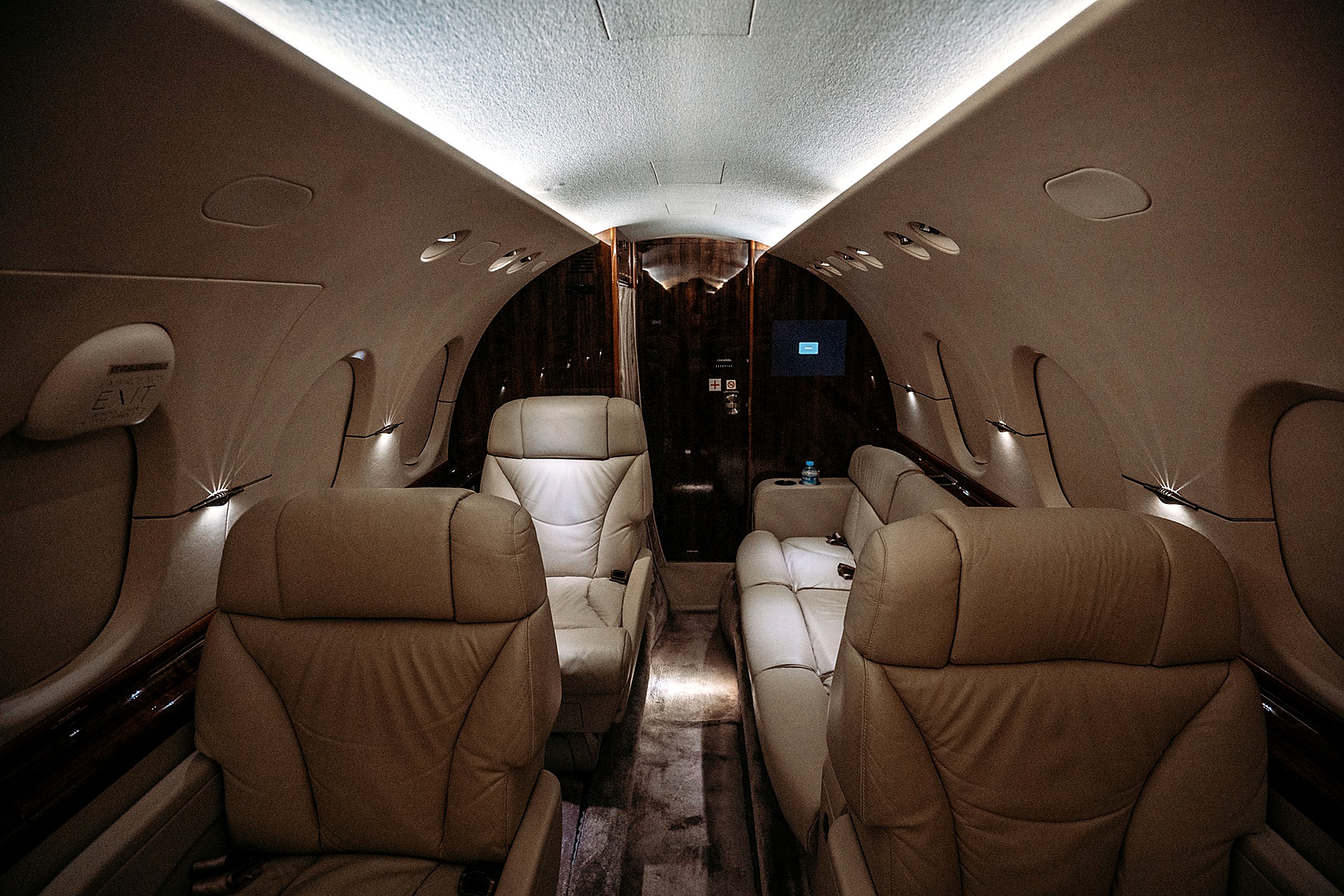 HAWKER 800XP